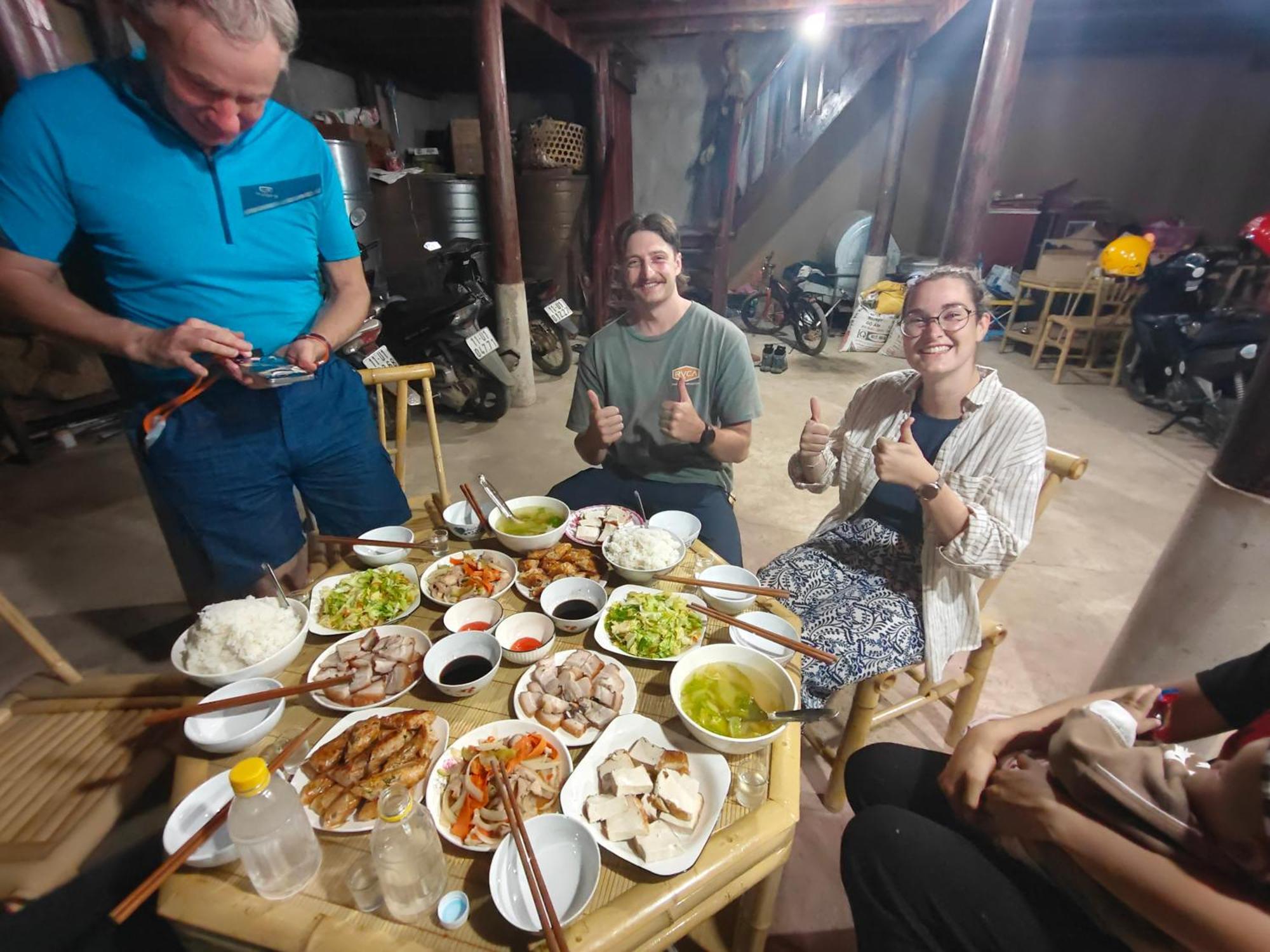 Nung An Homestay Quang Uyen Zewnętrze zdjęcie
