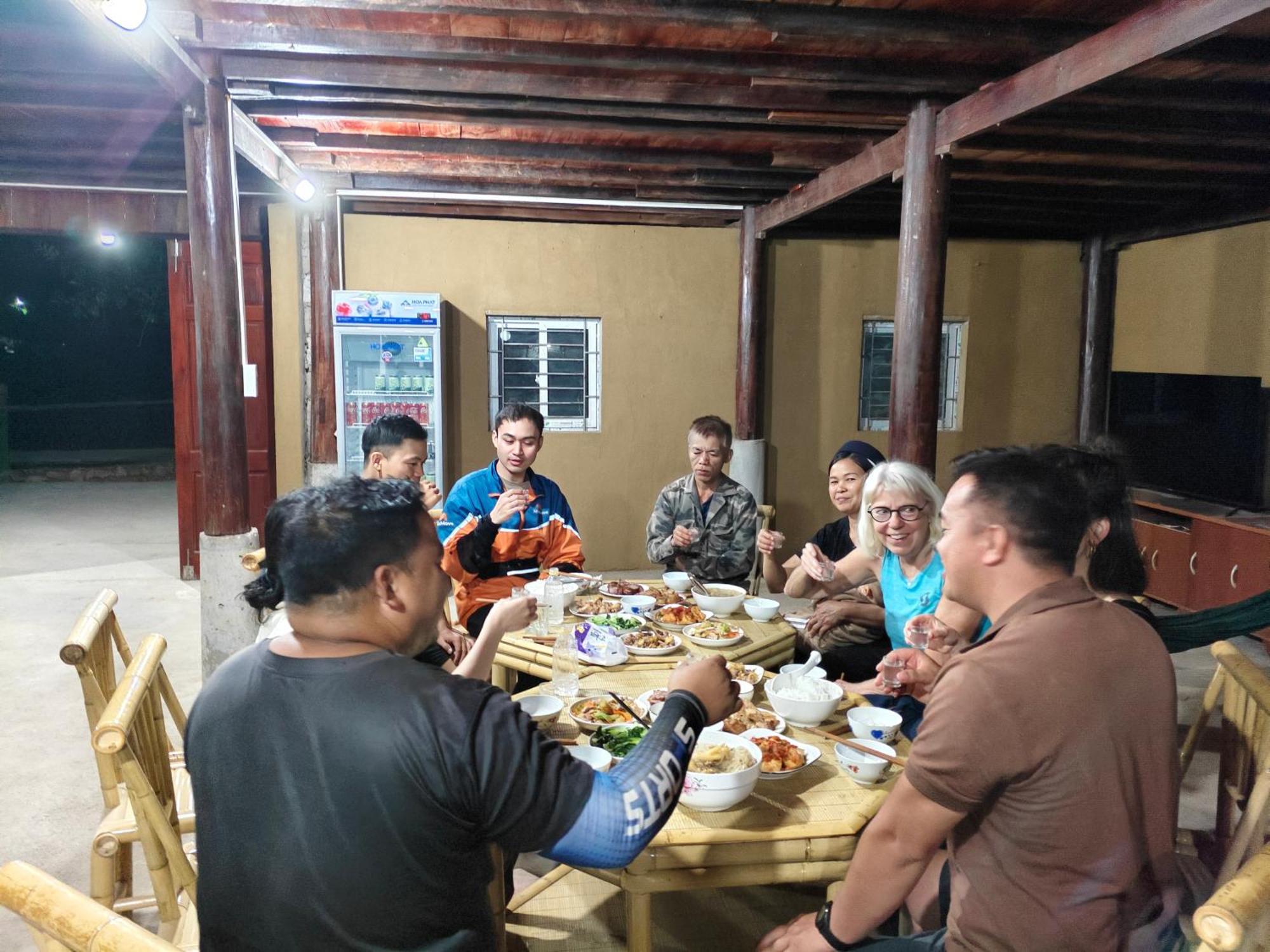 Nung An Homestay Quang Uyen Zewnętrze zdjęcie