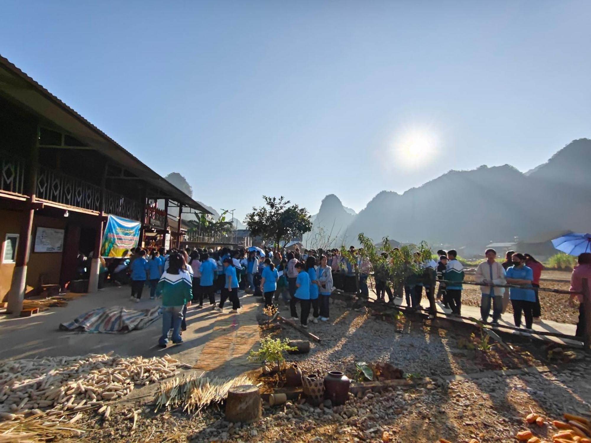 Nung An Homestay Quang Uyen Zewnętrze zdjęcie